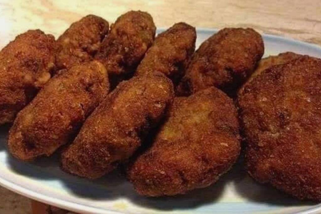 Bolinho de Carne Moída Patinho, Perfeito Como Petisco ou Como Acompanhamento! Bolinho de Carne Moída Patinho, Perfeito Como Petisco ou Como Acompanhamento!