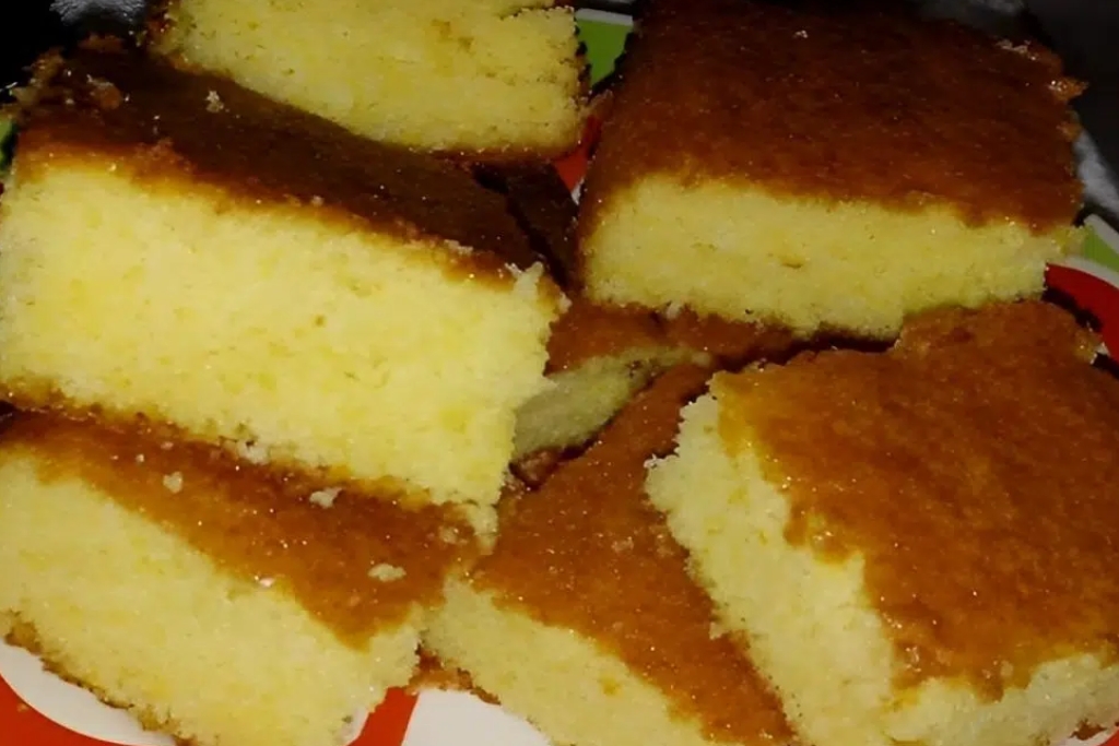 Bolo de fubá mineiro feito sem leite, você vai se apaixonar Bolo de fubá mineiro feito sem leite, você vai se apaixonar