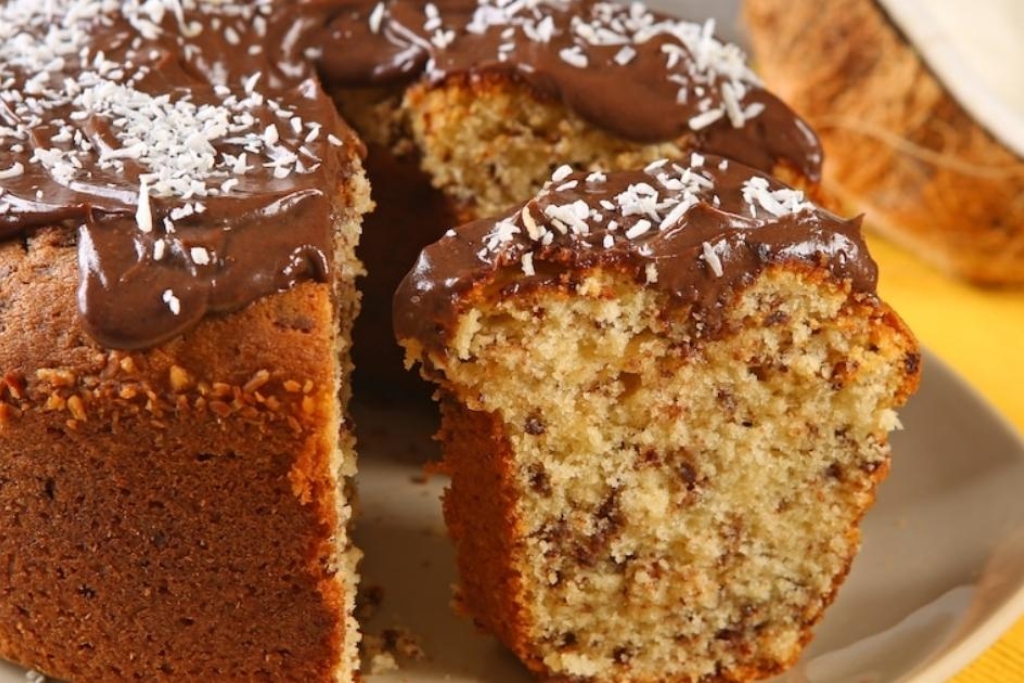 Bolo de prestigio maravilhoso, o recheio é divinamente saboroso Bolo de prestigio maravilhoso, o recheio é divinamente saboroso