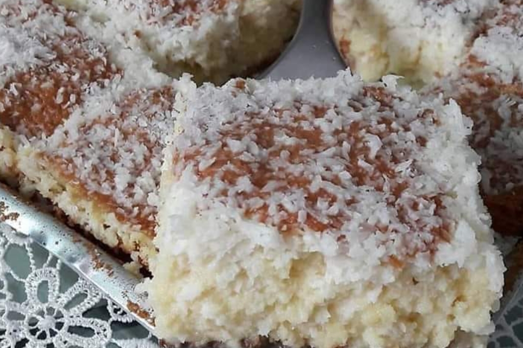 Bolo toalha felpuda prático, um dos bolos mais amados do brasil para fazer na sua casa Bolo toalha felpuda prático, um dos bolos mais amados do brasil para fazer na sua casa