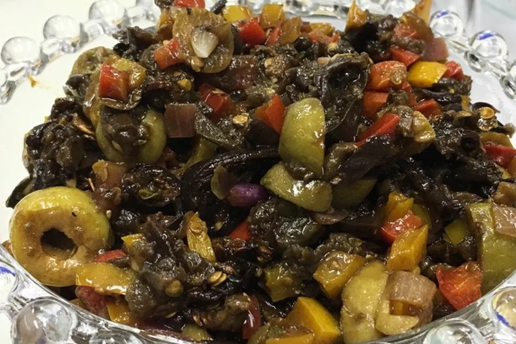 Caponata de berinjela à siciliana, para suas entradinhas ficarem mais saborosas Caponata de berinjela à siciliana, para suas entradinhas ficarem mais saborosas