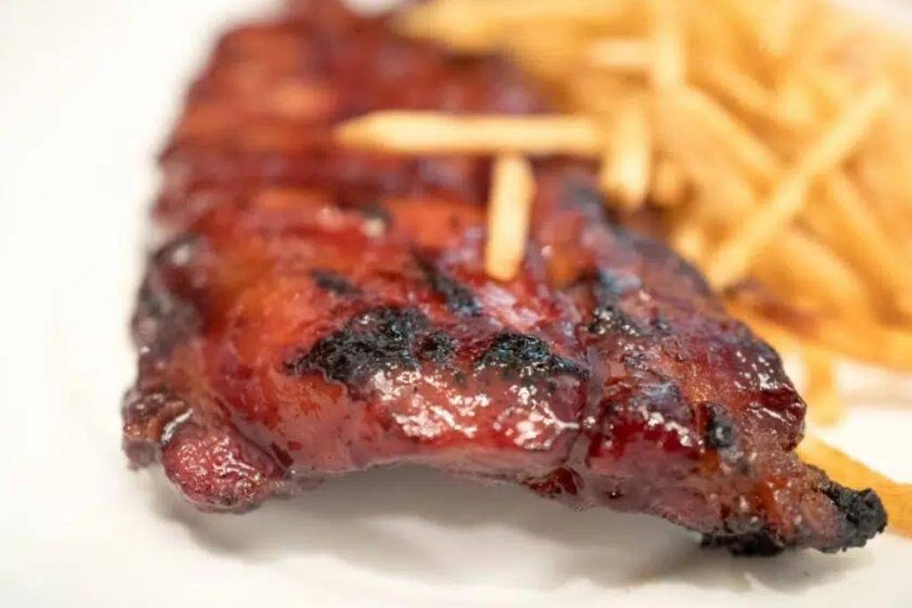 Costelinha de porco com molho barbecue, sensacional vem ver o segredo da receita Costelinha de porco com molho barbecue, sensacional vem ver o segredo da receita