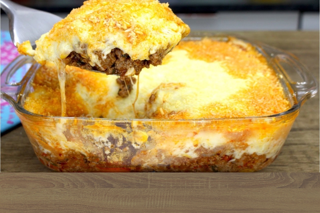 Escondidinho de carne moída um almoço diferente e delicioso para o dia a dia Escondidinho de carne moída um almoço diferente e delicioso para o dia a dia