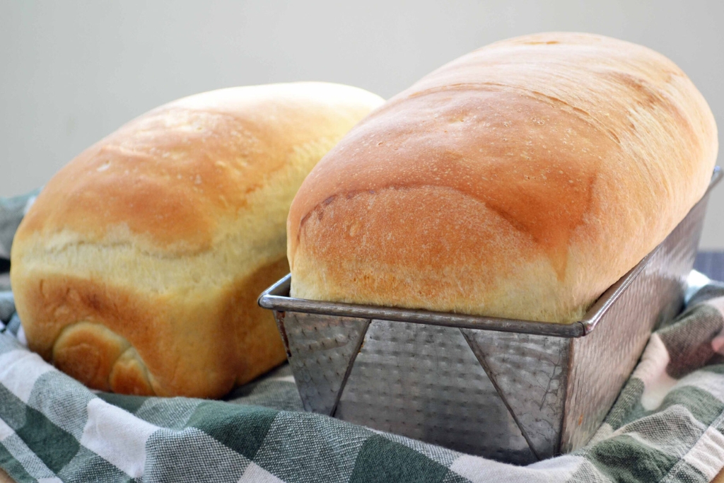 Pão caseiro fácil, fofinho e delicioso uma receita que minha avó fazia na fazenda Pão caseiro fácil, fofinho e delicioso uma receita que minha avó fazia na fazenda