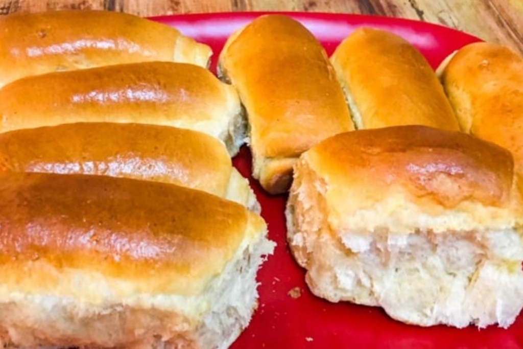 Pão de leite caseiro, faça pro café da manhã da família ficar perfeito Pão de leite caseiro, faça pro café da manhã da família ficar perfeito