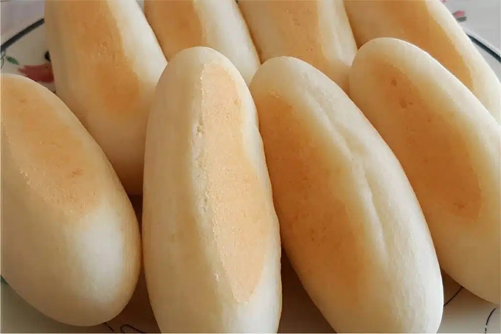 Pão de polvilho sem ovos e sem fermento, melhor pão que você vai comer na sua vida Pão de polvilho sem ovos e sem fermento, melhor pão que você vai comer na sua vida
