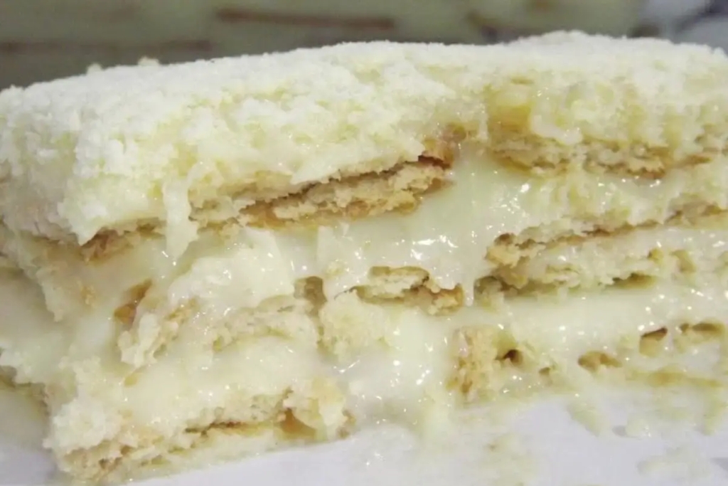 Pavê de leite Ninho delicioso, uma receita muito prática que até criança consegue preparar Pavê de leite Ninho delicioso, uma receita muito prática que até criança consegue preparar