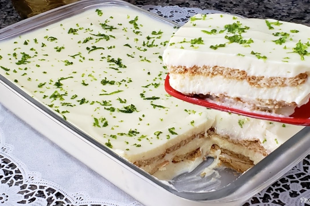Pavê de limão, uma sobremesa deliciosa que já virou paixão nacional Pavê de limão, uma sobremesa deliciosa que já virou paixão nacional
