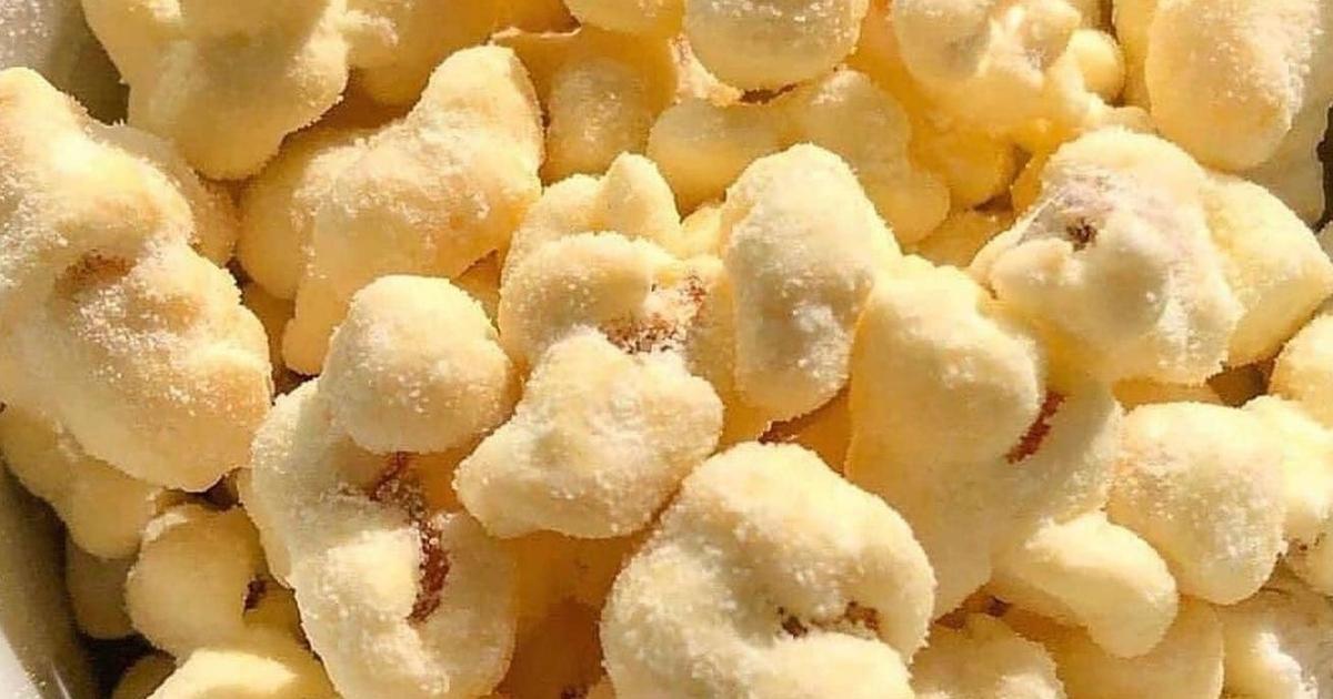 Pipoca de leite em pó fica crocante e pra fazer é fácil, não tem segredo Pipoca de leite em pó fica crocante e pra fazer é fácil, não tem segredo