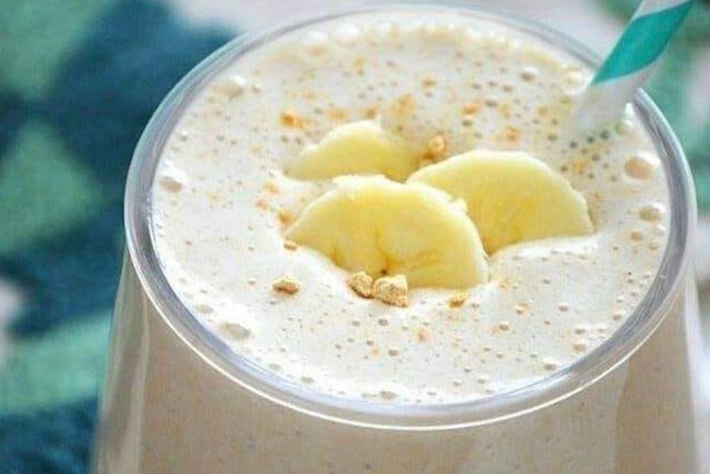 Shake Detox de Banana, simples de fazer e super saudável Shake Detox de Banana, simples de fazer e super saudável