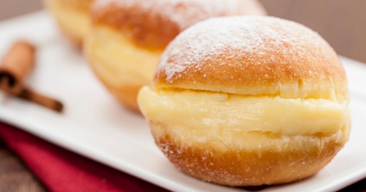 Sonho assado simples, fica mais gostoso do que os da padaria Sonho assado simples, fica mais gostoso do que os da padaria