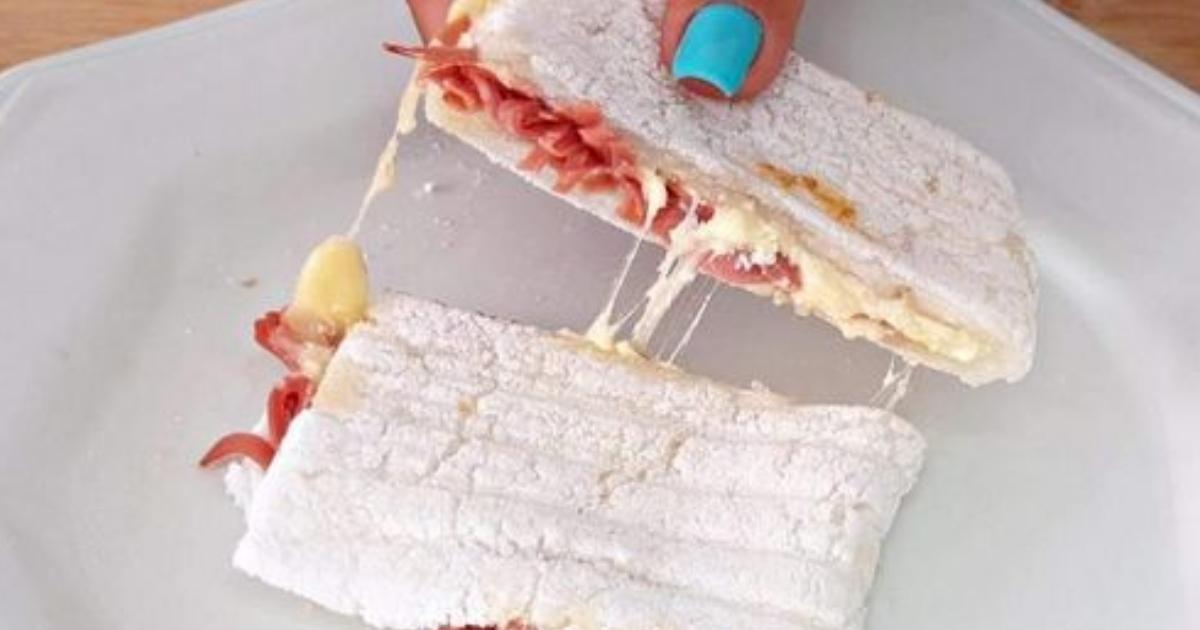 Tapioca recheada na sanduicheira, fica pronto em 2 minutos Tapioca recheada na sanduicheira, fica pronto em 2 minutos