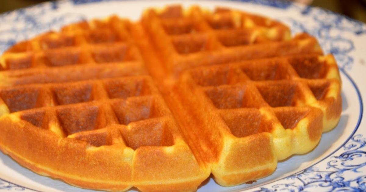 Waffle de Fubá Rápido e Saboroso! Waffle de Fubá Rápido e Saboroso!